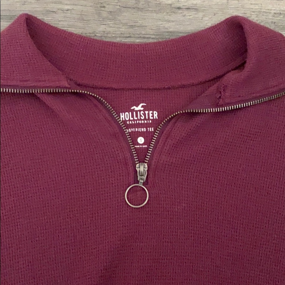 Hollister boyfriend waffle tee